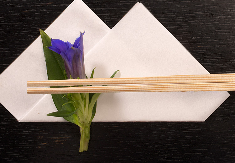 玄関をくぐると日本の季節を身近に感じる。～「うるおい」と「ときめき」のひとときを～